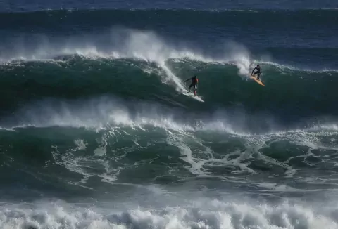 Surfeando gigantes